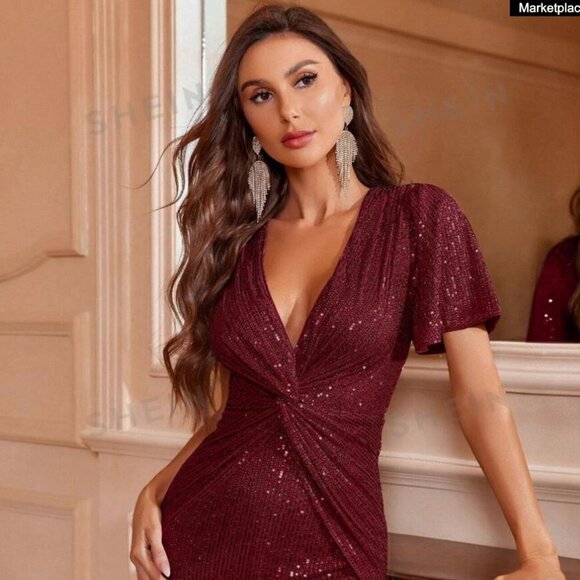 Trumpet/Mermaid Plunging Neck Floor-Length Sequin Dress with Butterfly Sleeves - Picture 8 of 13